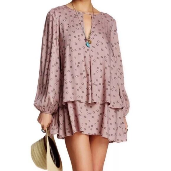 Free People Dresses & Skirts - Free People Beck Mini Dress Small Dainty Floral Mauve Tiered Cut Out